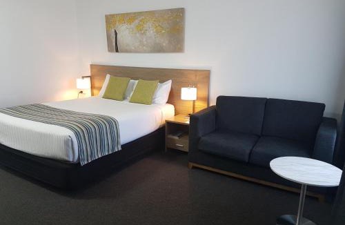 Singleton Hotel | Mid City Motor Inn Singleton