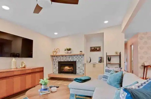 Hillcrest House | Mid-Mod Haven by Boise Airport