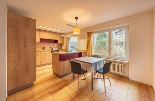 Winterthur Apartment | Mid-terrace house with three rooms, bathroom, guest toilet and kitchen for rent