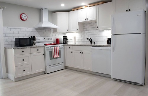 Aylesford House | Mid Valley Suite