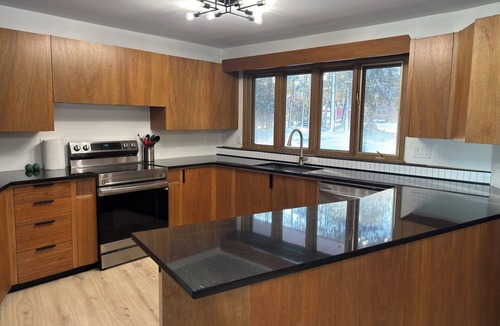 Two Rivers House | Midcentury River Retreat