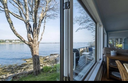 Chamberlain Cottage | Midcoast Oceanfront Cottage