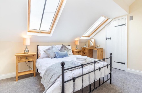 Eastgate House | Middle Cottage