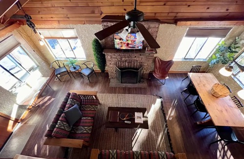 Drake Hotel | Middle Mountain Cabin at the Woolly Bugger Inn