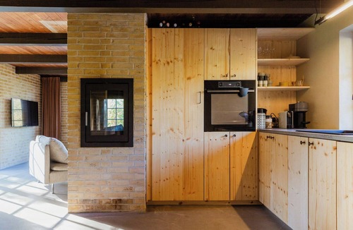 Øhuse House | Middle of forest with sea and reserve