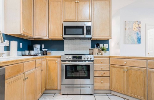 Milton House | Middle Of Town, Pet Friendly