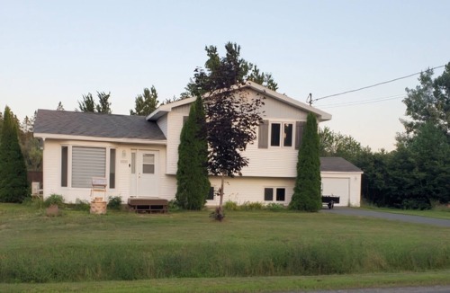 Gloucester County House | Middle River/Bathurst cozy home