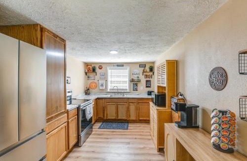 Bon Aqua House | Middle Tennessee Cottage ~ 10 Mi to Dickson!