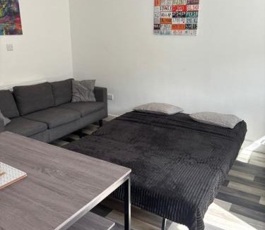 Chesterfield Apartment | Middlecroft