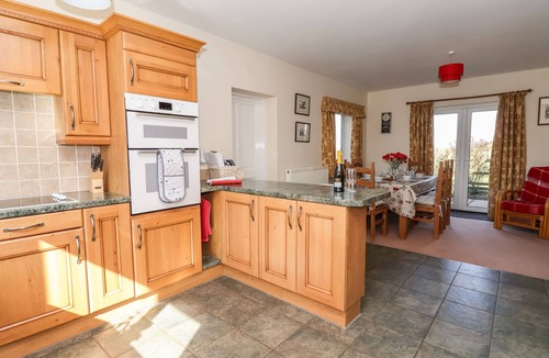 Malton Cottage | MIDDLEGATE, pet friendly, with open fire in Malton