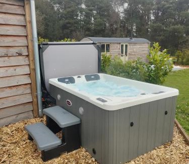 Pickering House | Middlehead Huts