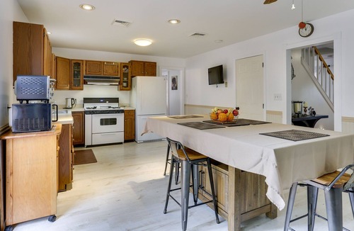 Middletown House | Middletown Rental w/ Spacious Back Deck!