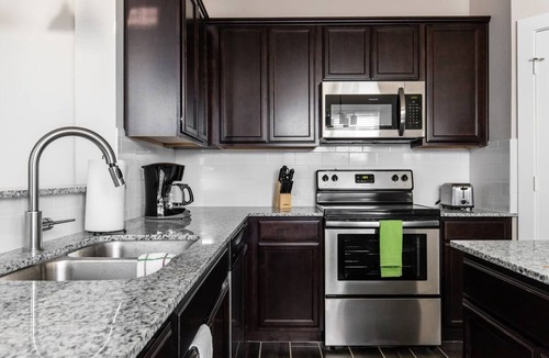 Midlothian House | Midlothian Modern Charm