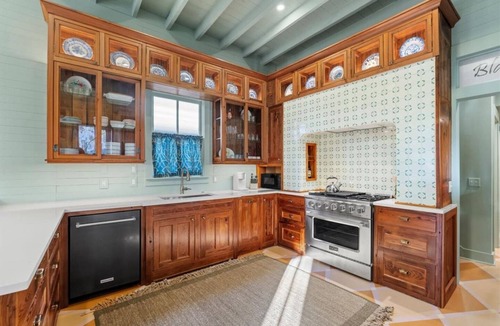 Northwest Quadrant House | Midnight Moon Retreat