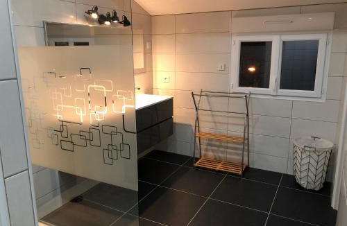 Saint-Rambert-en-Bugey House | MIDORI