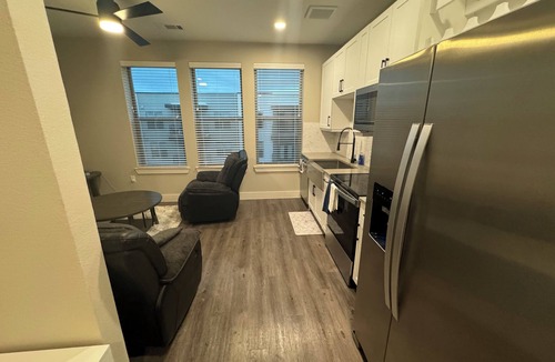 Downtown Fort Worth Apartment | Midrise Downtown Fortworth