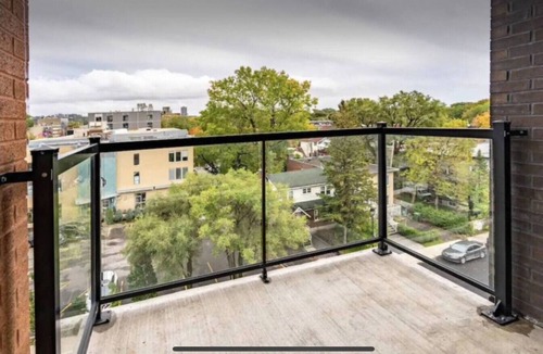Cote-Des-Neiges—Notre-Dame-De-Grace Apartment | Midtown *612* - Condo 2 bdr