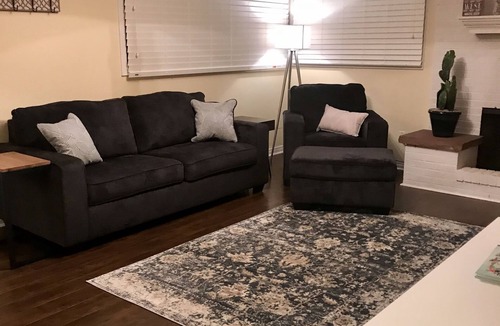 Sayles Blvd. Area House | Midtown Abi House
