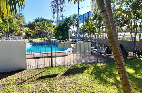 Millbank Cabin | MIDTOWN CARAVAN PARK