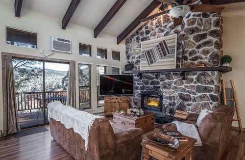 Ruidoso Condo | Midtown Condo great views- Game Room - Sleeps 8+