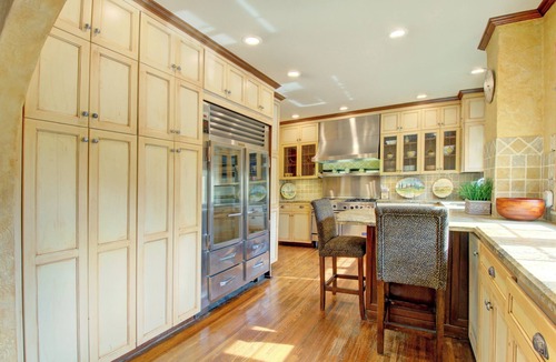 Maple Ridge House | Midtown Mediterranean Oasis