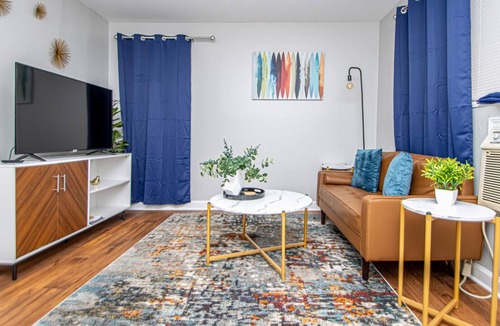 Hillcrest Apartment | Midtown Mod 1