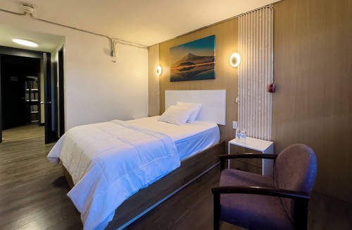 Portage La Prairie Hotel | Midtown Motor Inn