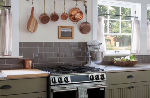 South Hyde Park House | Midtown renovated home historical charm sleep 10