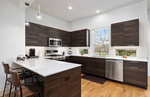 South Central Houston House | Midtown with a View!