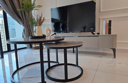 Bangsar Apartment | MidValley Bangsar Stylish Suite by DingDing