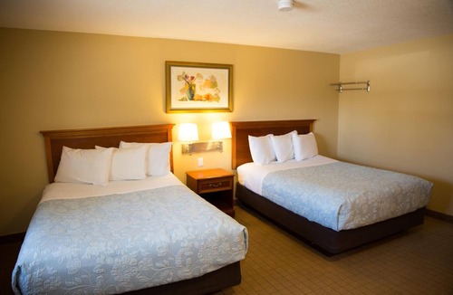 Brandon Hotel | Midway Motel
