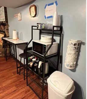 Brooklyn Park House | MidwestBNB Room2, Peaceful & Relaxing