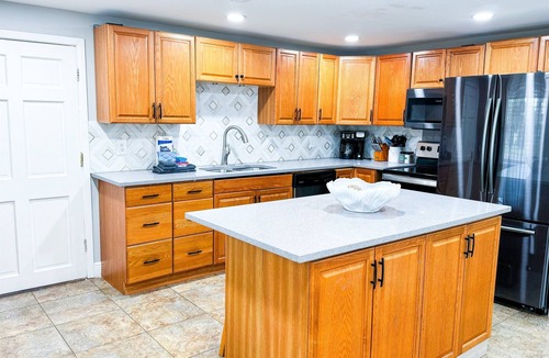 El Centro Beach House | ✨Mighty Paradise✨ Private Pool, Hot Tub, GameRm, Dog-Friendly, Steps to Beach❤️