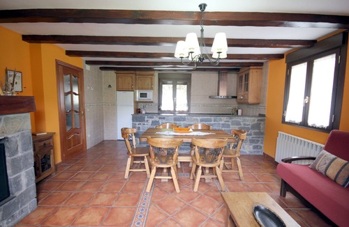 Saravillo Cottage | Miguelo Apartments