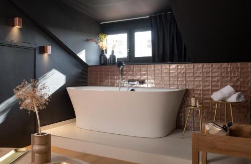 La Presqu'ile Hotel | MiHotel Gailleton