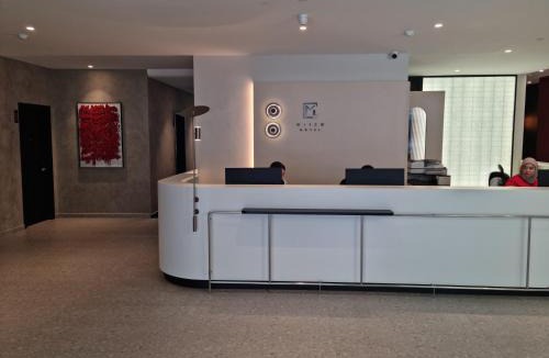 Bandar Baru Permas Jaya Hotel | Miico Hotel Permas Jaya