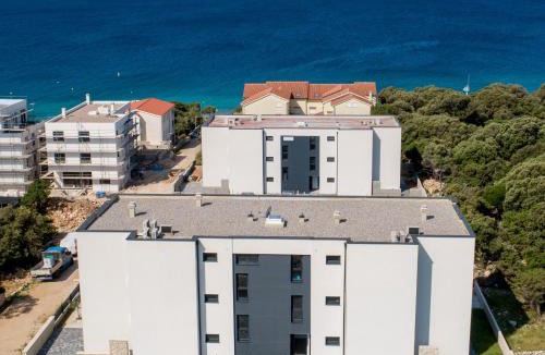 Kolan Apartment | Mijatović holidays Sunset Villa Mandre min 4 nights stay