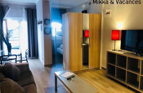 Pas de la Casa Apartment | MIKKA TRES ESTRELLES