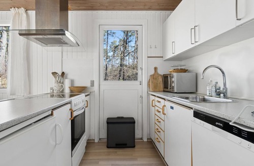 Pedersker House | "Mikkelina" - 700m from the sea by Interhome