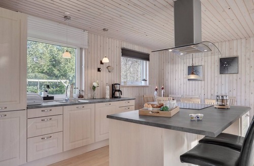Hou House | "Mikko" - 2.2km from the sea by Interhome