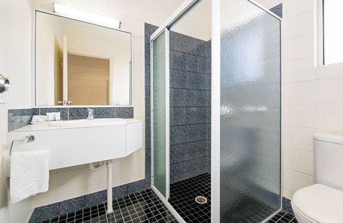 Gol Gol Hotel | Mildura Riverview Motel