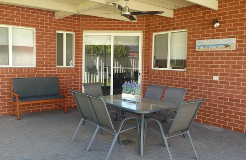 Mildura House | Mildura's Park View Villa