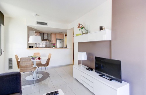 Santa Margarida Apartment | MILENI 3 1 1 4 Roses