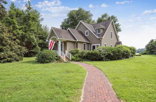 Unionville House | Miles Rest