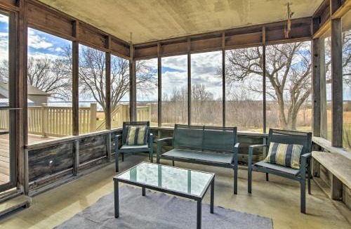 Milford House | Milford Lake Vacation Rental: Walk to Beach!