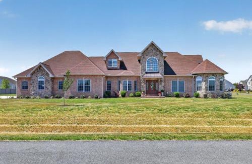 Milford House | Milford Quiet Coastal Retreat 3BR Sleeps 8 home