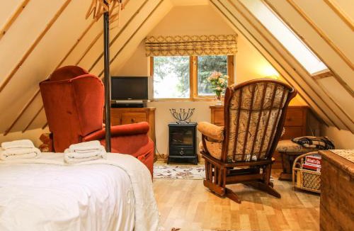 Munslow House | Milford Tree Tops