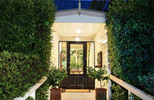 Berry House | Milhouse Berry