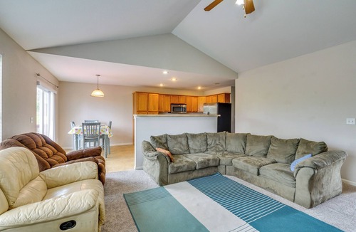 Waynesville House | Military Family Retreat w/Fire Pit on Route 66