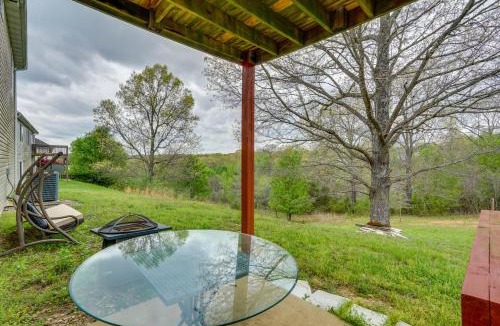 Waynesville House | Military Family Retreat w/Fire Pit on Route 66